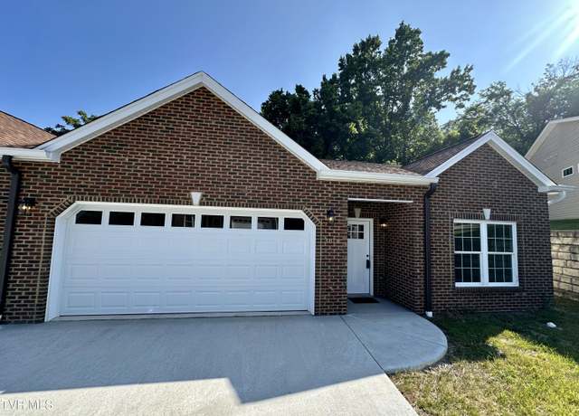 Property at 3814 Oakley Pl, Kingsport, TN 37664, 2 beds, 2 baths