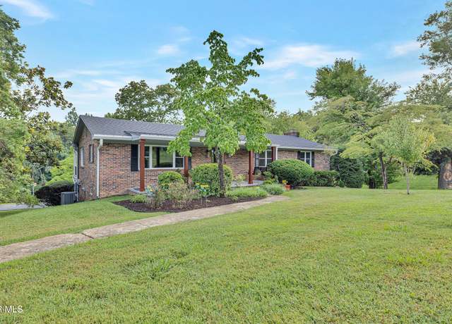 Property at 902 Ringdove Ln, Greeneville, TN 37743, 3 beds, 2.5 baths