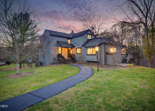 Property at 137 Columbine Rd, Kingsport, TN 37660, 3 beds, 2.5 baths