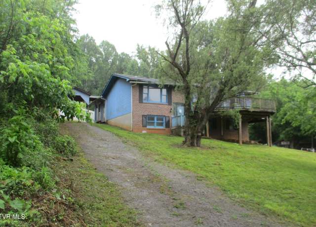 Property at 371 Jonesboro Dr, Bluff City, TN 37618, 3 beds, 1.5 baths