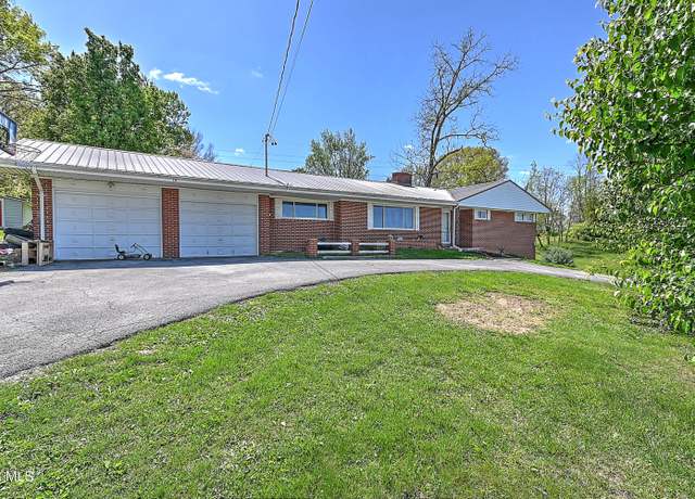 Property at 110 Johnson St, Greeneville, TN 37745, 3 beds, 2 baths
