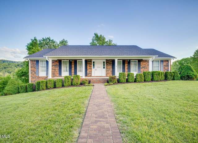 Property at 2641 Suffolk St, Kingsport, TN 37660, 4 beds, 3 baths