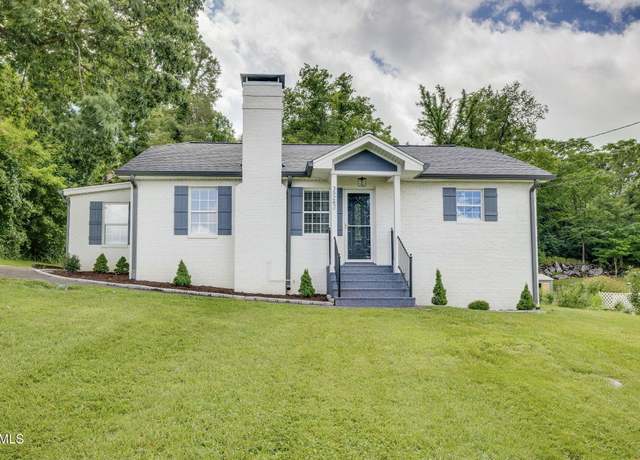 Property at 3528 Crestwood Dr, Kingsport, TN 37664, 3 beds, 2 baths