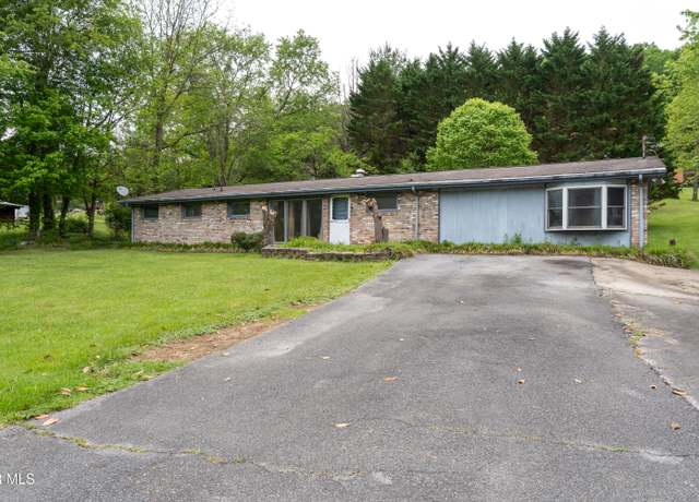 Property at 1583 Rock Springs Rd, Kingsport, TN 37664, 4 beds, 2 baths