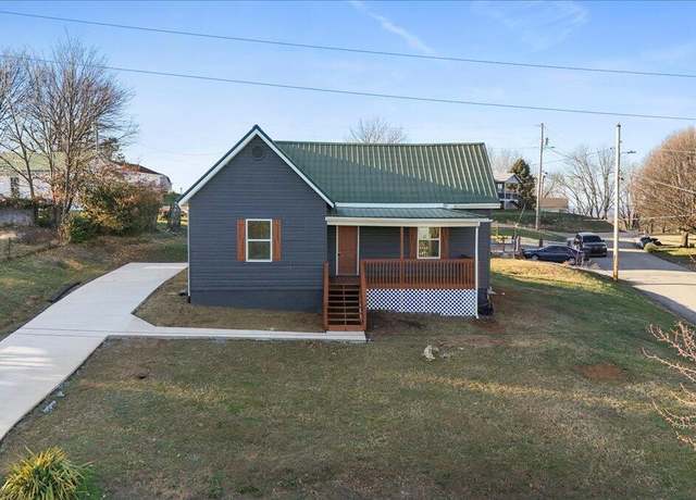 Property at 411 Hill St, Greeneville, TN 37745, 2 beds, 1 bath