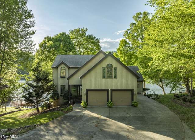 Property at 768 Lake Point Dr, Piney Flats, TN 37686, 4 beds, 5 baths
