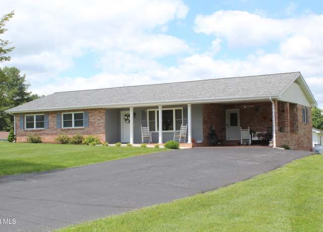 Property at 1004 Hickory Flats Rd, Pennington Gap, VA 24277, 3 beds, 2 baths