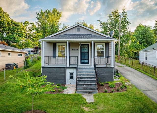 Property at 1075 Oak Drive Cir, Kingsport, TN 37665, 2 beds, 1 bath