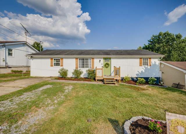Property at 2840 Carrollwood Hgts Rd, Kingsport, TN 37660, 3 beds, 1 bath