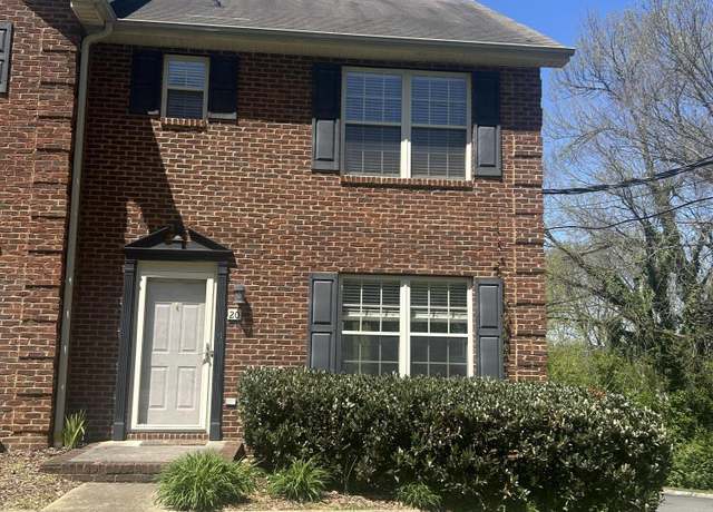 Property at 1809 Lakeview Dr #20, Johnson City, TN 37601, 2 beds, 2.5 baths