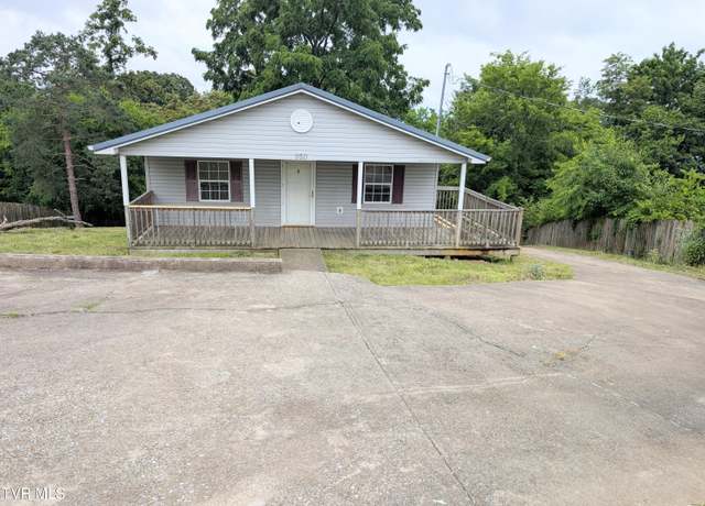 Property at 950 Kingsport Hwy, Greeneville, TN 37745, 3 beds, 2 baths