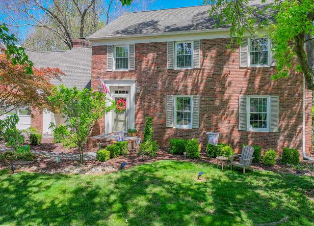 Property at 2005 Lamont St, Kingsport, TN 37664, 5 beds, 2.5 baths