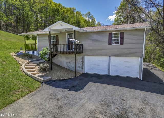 Property at 1208 Old Stage Rd, Johnson City, TN 37615, 2 beds, 2 baths