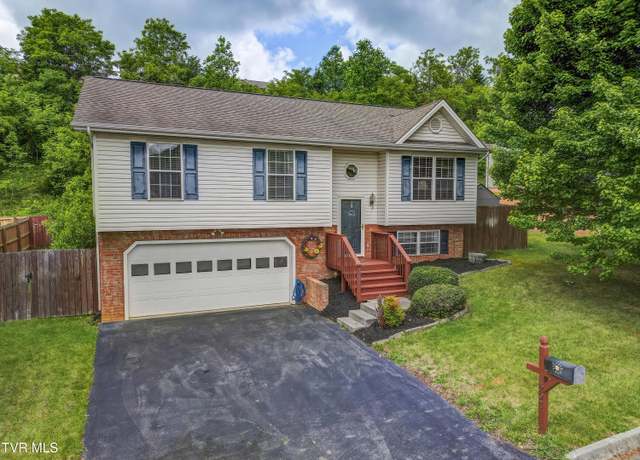 Property at 1297 Meadow Creek Ln, Jonesborough, TN 37659, 3 beds, 2.5 baths