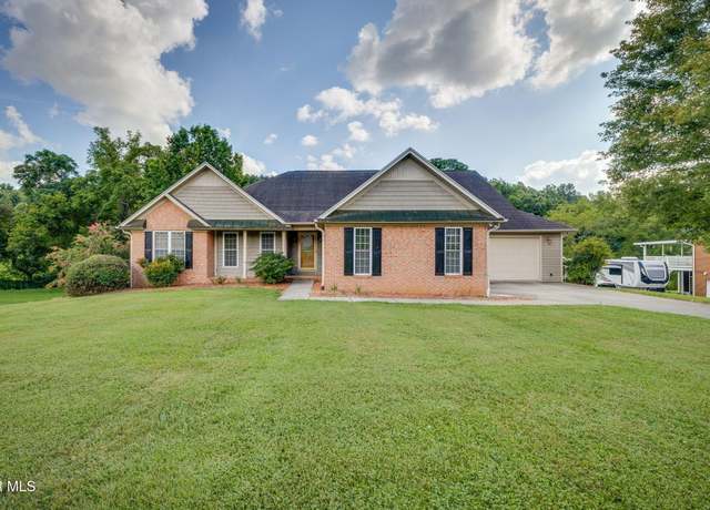 Property at 1031 Hickory View Dr, Morristown, TN 37814, 5 beds, 3 baths