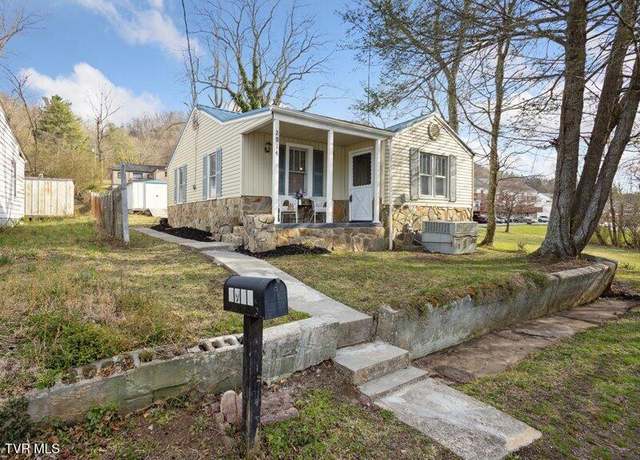 Property at 2914 Bay St St, Bristol, TN 37620, 2 beds, 1 bath