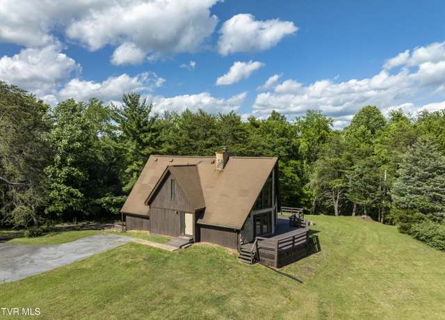 Property at 505 Duel Ln, Jonesborough, TN 37659, 4 beds, 2 baths