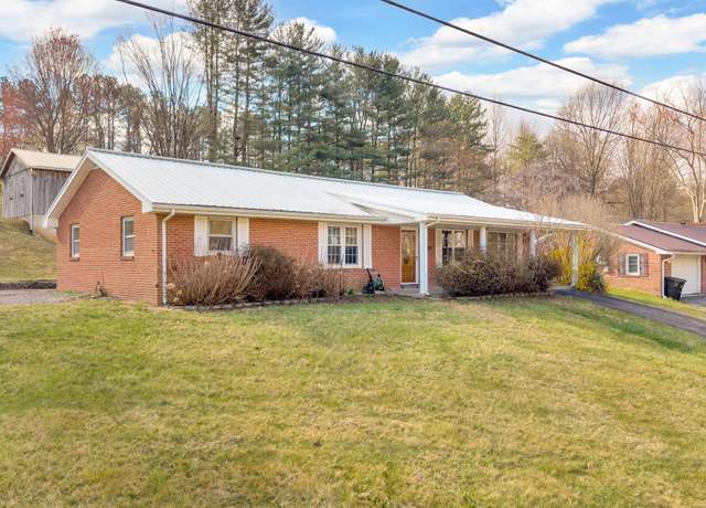 Property at 352 Deck Valley Ln, Bristol, TN 37620, 3 beds, 1.5 baths