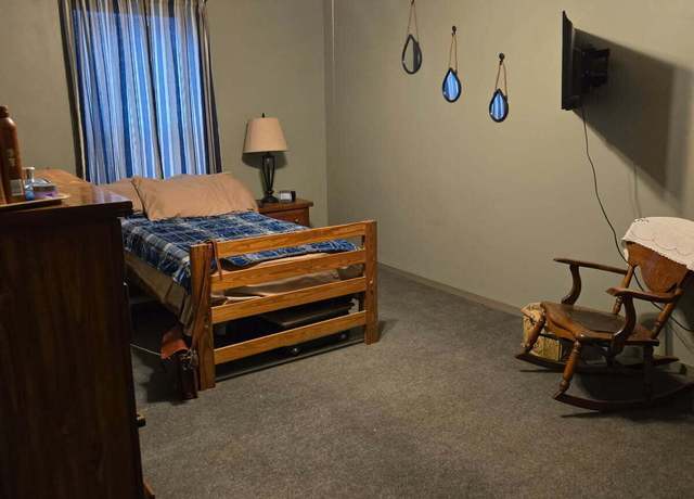 Property at 3504 James Phillips Way, Sevierville, TN 37876, 3 beds, 2 baths