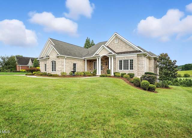 Property at 125 Golf Ridge Dr, Kingsport, TN 37664, 4 beds, 3.5 baths