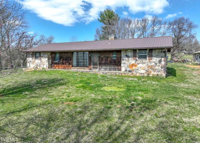 Property at 130 Sparks Rd Rd, Johnson City, TN 37601, 3 beds, 2 baths