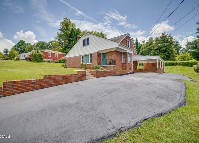 Property at 215 Cherry Ln, Bristol, VA 24201, 5 beds, 3 baths