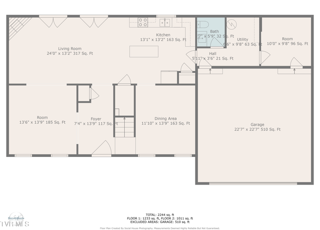 Property at 1076 Willow Springs Dr, Johnson City, TN 37604, 4 beds, 2.5 baths