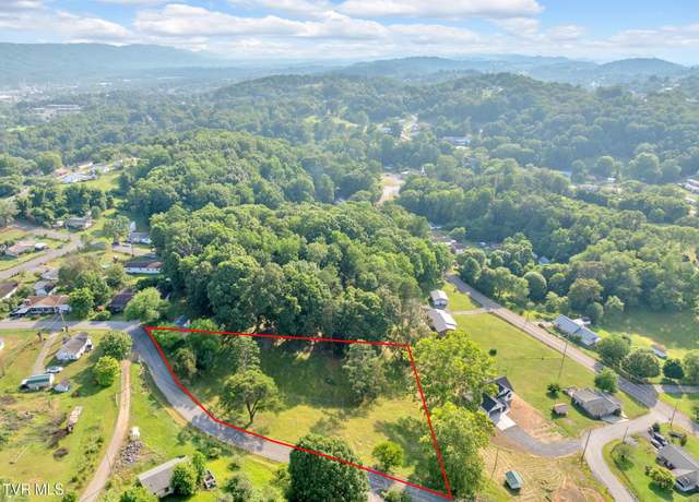 Property at 612 Kincaid St, Kingsport, TN 37660, 2 beds, 1 bath