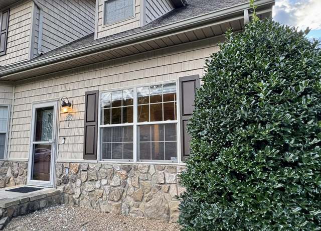 Property at 220 Cedar Creek Rd #1, Johnson City, TN 37615, 2 beds, 1.5 baths