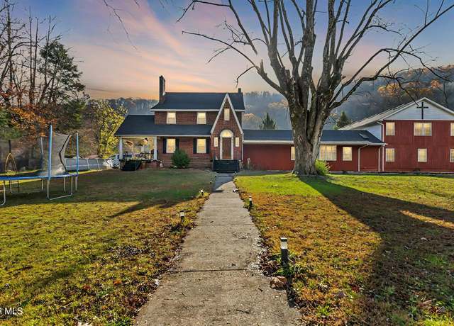 Property at 106 Sycamore Ave, Big Stone Gap, VA 24219, 14 beds, 8 baths