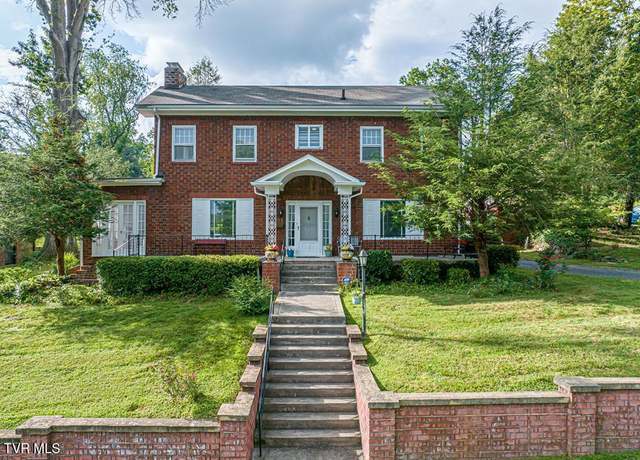 Property at 801 Prospect Ave, Bristol, VA 24201, 5 beds, 2.5 baths