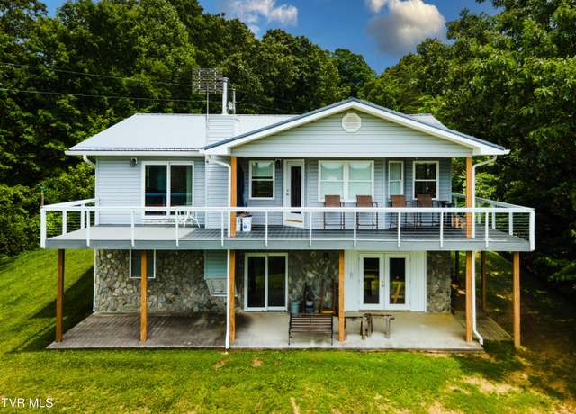Property at 679 Christian Bend Rd, Church Hill, TN 37642, 2 beds, 2.5 baths