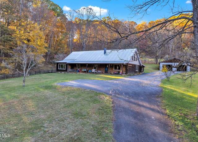Property at 437 Still House Hollow Rd, Saltville, VA 24370, 4 beds, 2 baths