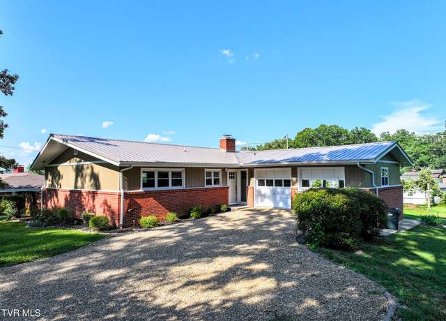 Property at 205 Haynes Blvd, Greeneville, TN 37745, 3 beds, 2 baths