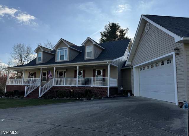 Property at 206 Savanna Ct, Greeneville, TN 37743, 4 beds, 3 baths