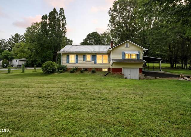 Property at 1960 Dave Buck Rd, Johnson City, TN 37601, 3 beds, 2 baths