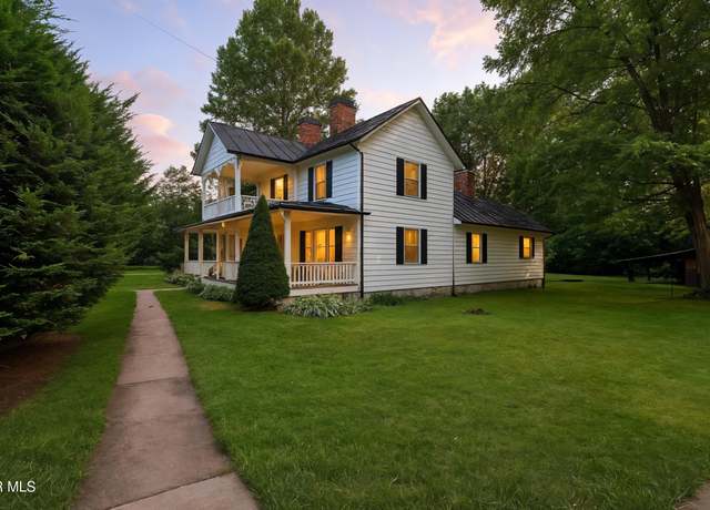 Property at 810 Big Dry Run Rd, Mountain City, TN 37683, 3 beds, 1.5 baths