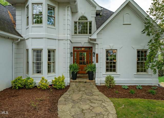 Property at 112 Black Thorn Dr, Jonesborough, TN 37659, 5 beds, 4.5 baths