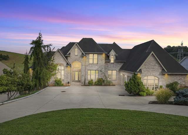 Property at 107 Lake Harbor Dr, Johnson City, TN 37615, 6 beds, 4.5 baths