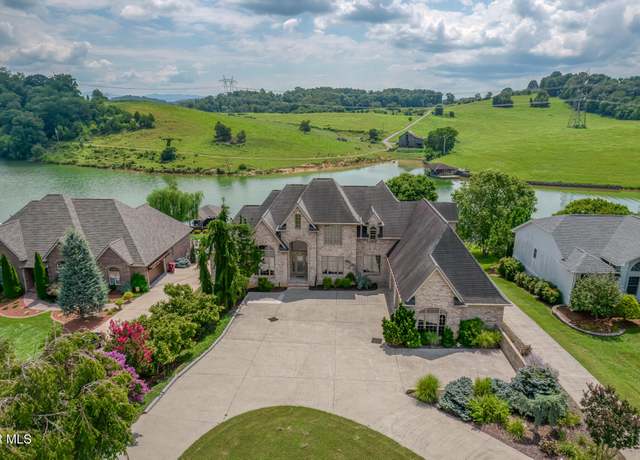 Property at 107 Lake Harbor Dr, Johnson City, TN 37615, 6 beds, 4.5 baths