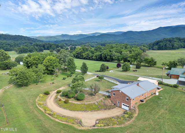 Property at 230 Fishpond Rd, Chuckey, TN 37641, 3 beds, 2 baths