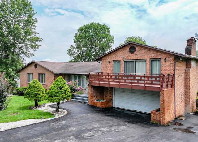 Property at 335 Gary Dr, Richlands, VA 24641, 5 beds, 4 baths