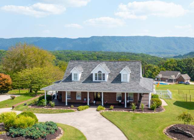 Property at 136 Landon Dr, Mount Carmel, TN 37645, 3 beds, 3 baths