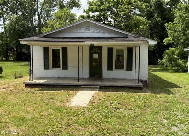 Property at 1741 Dunlap St, Bristol, VA 24201, 3 beds, 1 bath