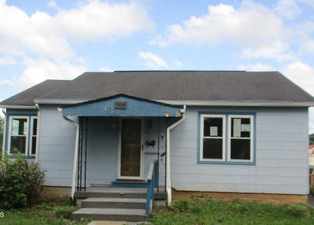 Property at 1608 Unaka Ave, Johnson City, TN 37601, 2 beds, 1.5 baths