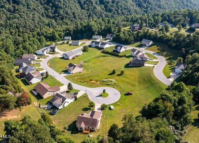 Property at 224 Brighton Pl, Bristol, TN 37620