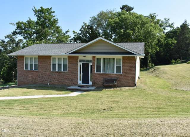 Property at 123 Valley View Dr, Rogersville, TN 37857, 3 beds, 2 baths