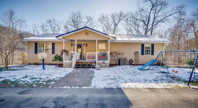 Photo of 232 Starling Dr, Pennington Gap, VA 24277