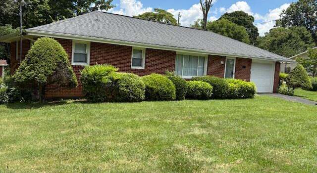 Photo of 722 Rose Ln, Mount Carmel, TN 37645