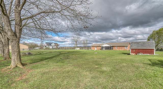 Photo of 406 Walling Dr, Piney Flats, TN 37686
